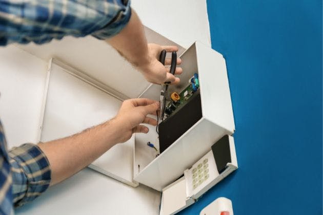 Emergency electrician Bromley